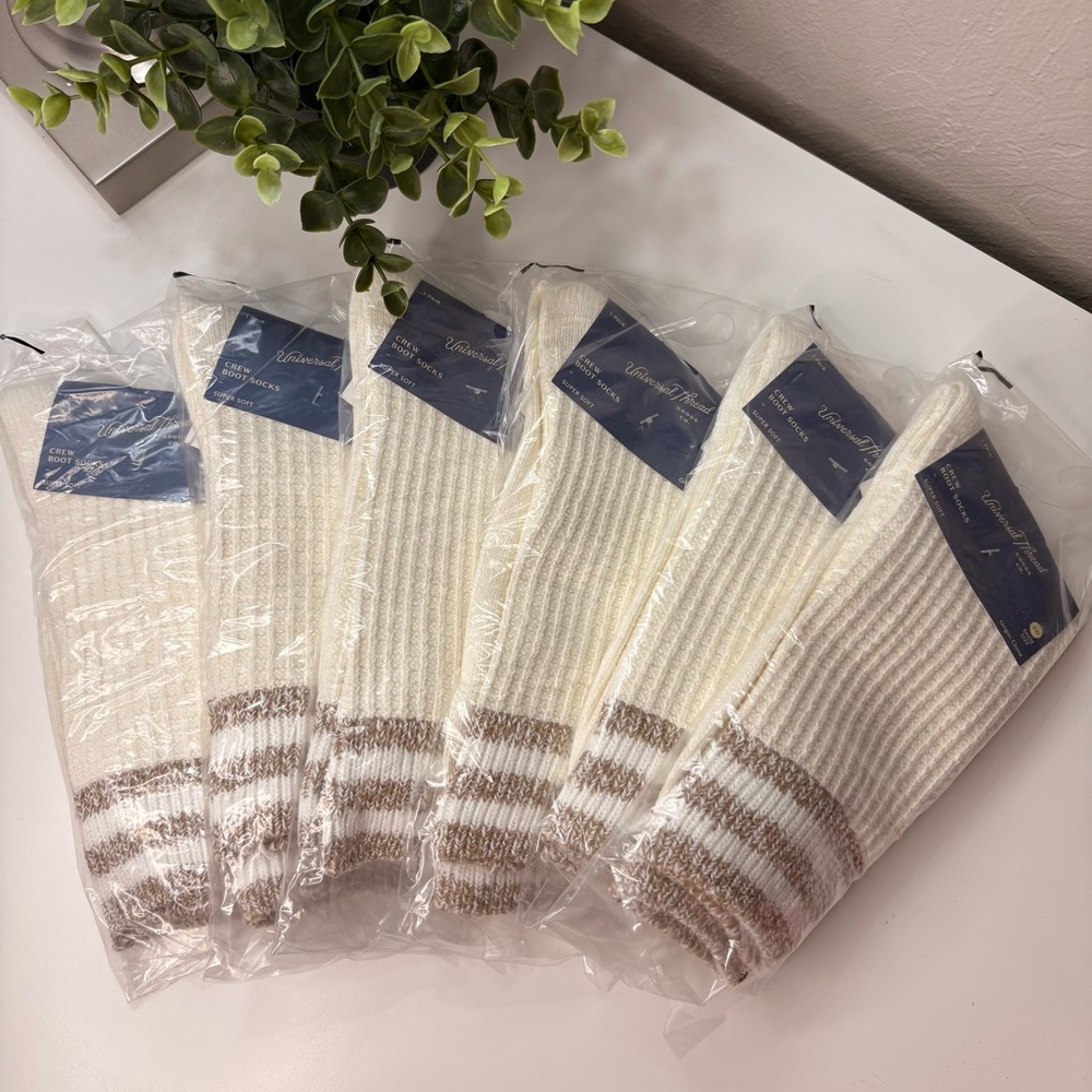 Universal Thread Crew Boot Socks Ivory Brown Stripe 6 Pairs Sz 4–10 Waffle Pair